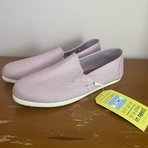 TOMS Women’s lilac size 7 NWT